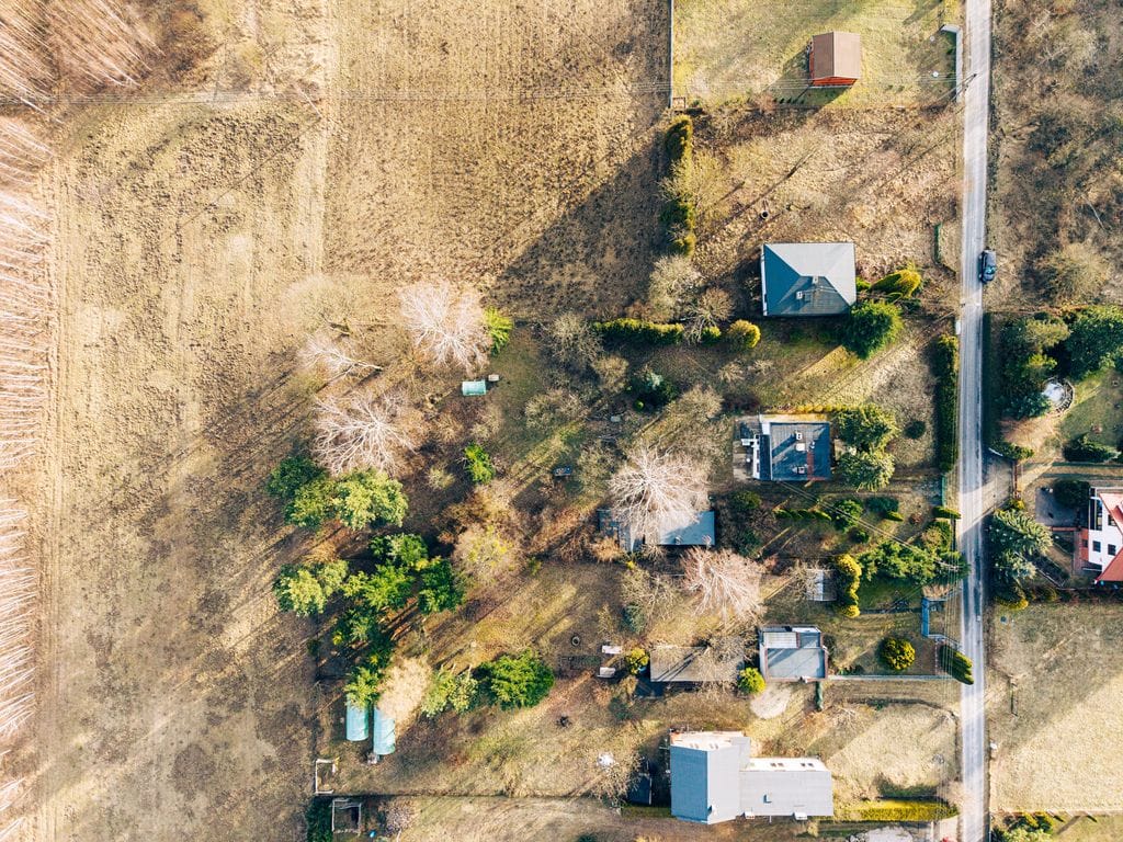 Działka  pokojowe na Sprzedaż