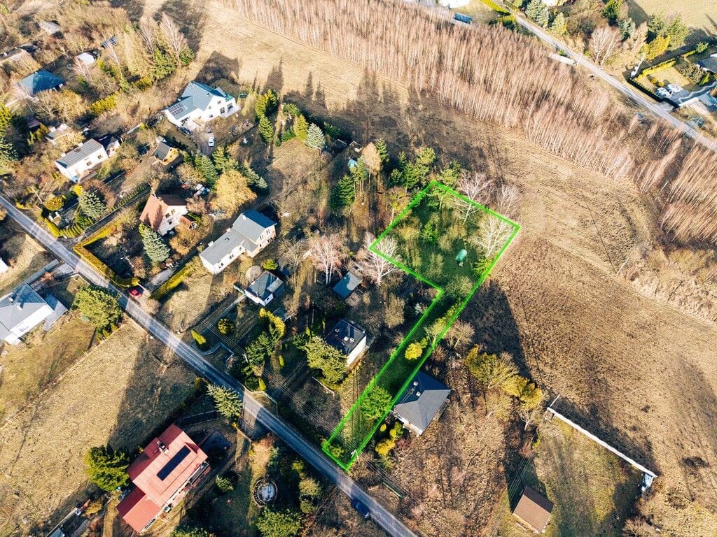Działka  pokojowe na Sprzedaż