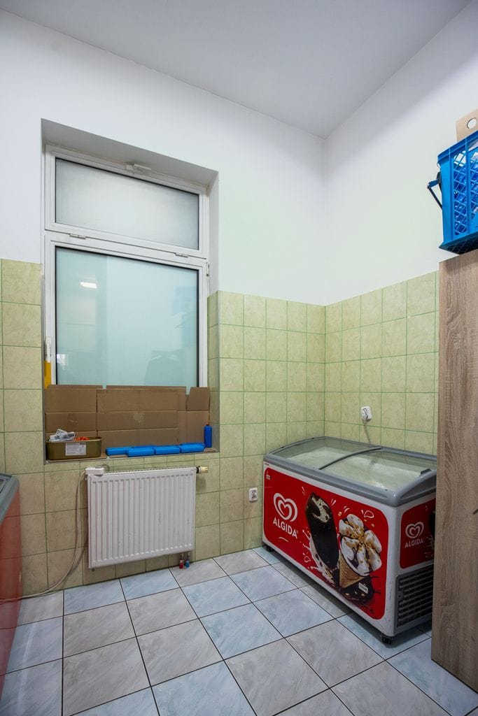 Lokal użytkowy  pokojowe na Sprzedaż