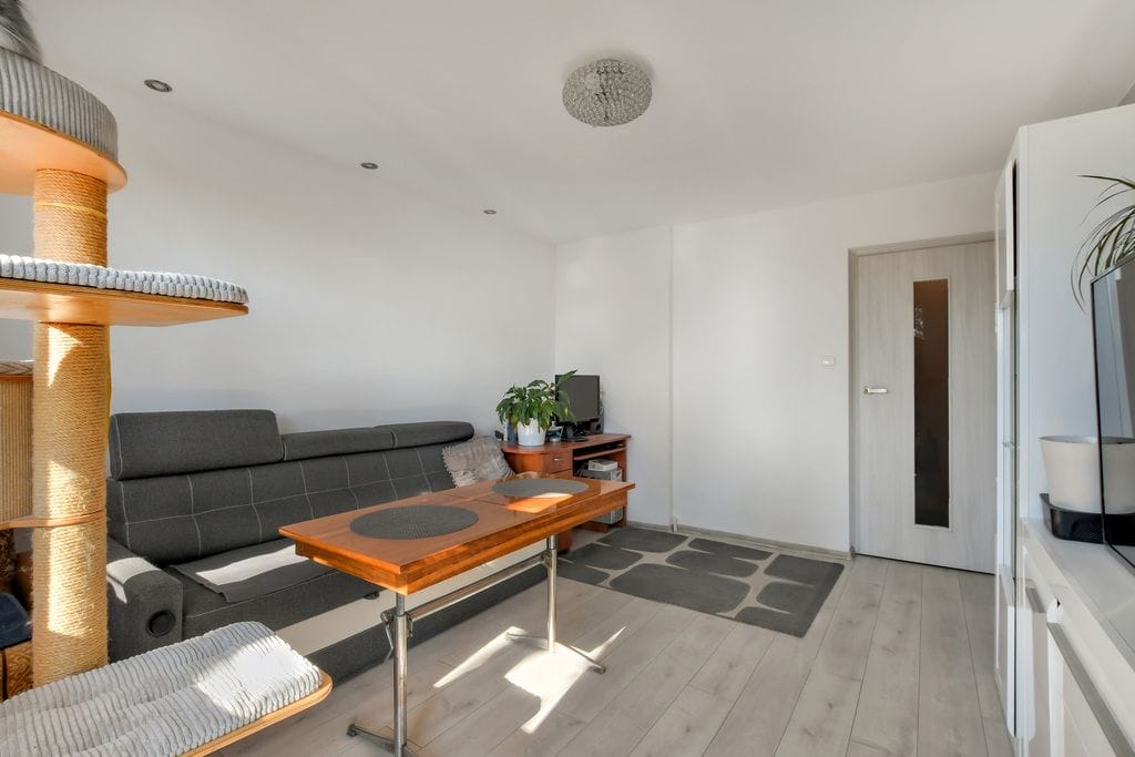 Mieszkanie 3 pokojowe na Sprzedaż