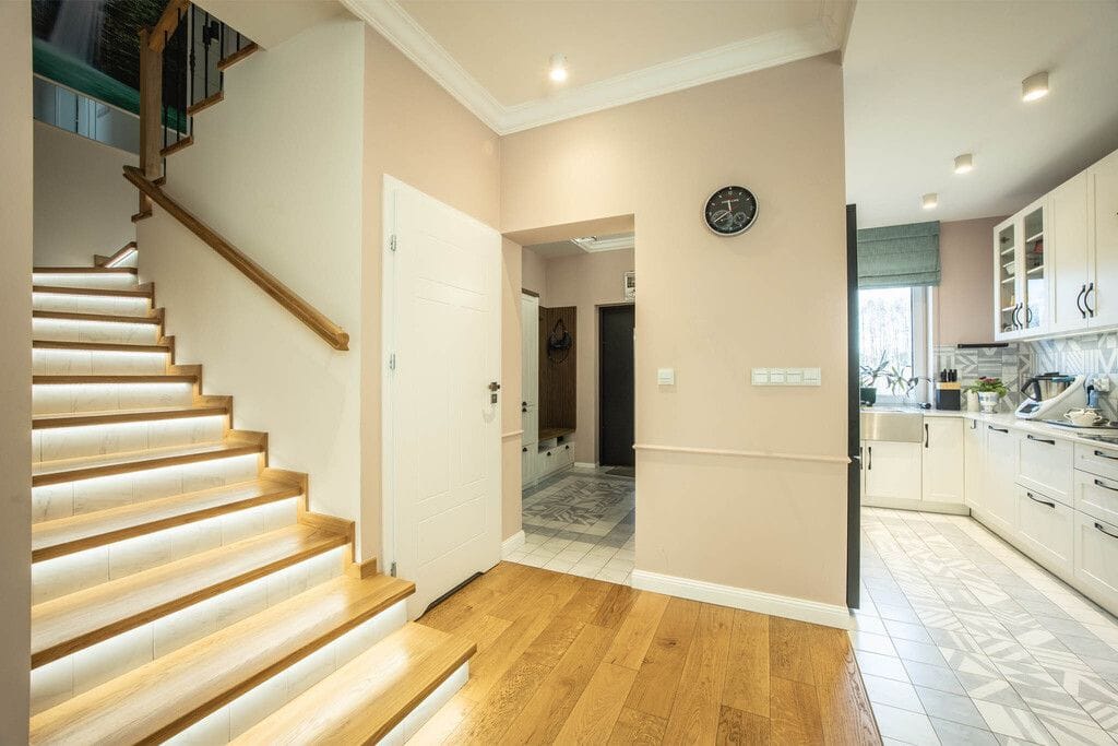 Dom 4 pokojowe na Sprzedaż