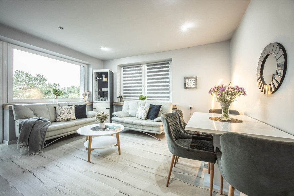 Dom 5 pokojowe na Sprzedaż