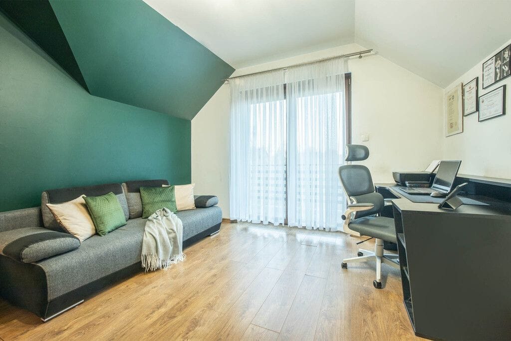 Dom 4 pokojowe na Sprzedaż