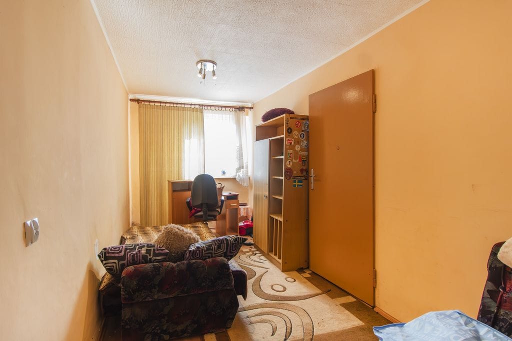 Dom 4 pokojowe na Sprzedaż