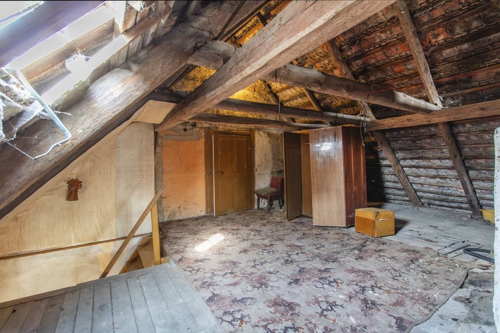 Dom 4 pokojowe na Sprzedaż