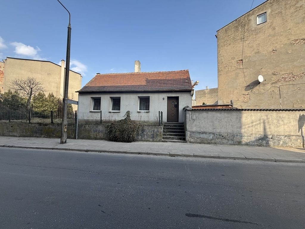 Dom 5 pokojowe na Sprzedaż