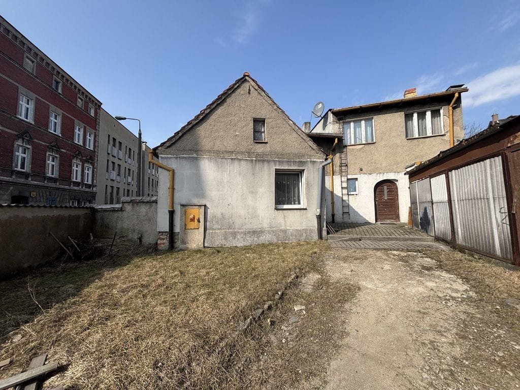 Dom 5 pokojowe na Sprzedaż