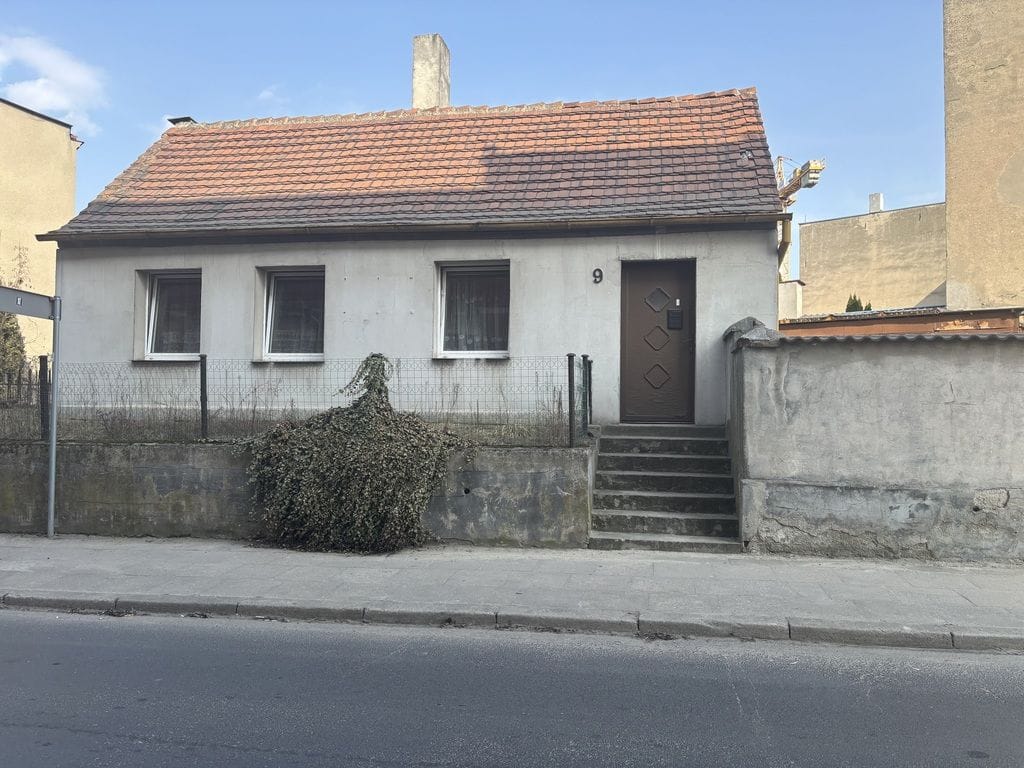 Dom 5 pokojowe na Sprzedaż