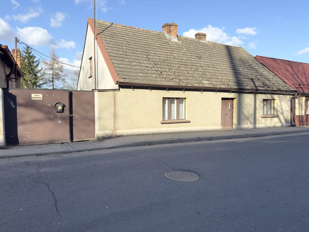Dom 5 pokojowe na Sprzedaż