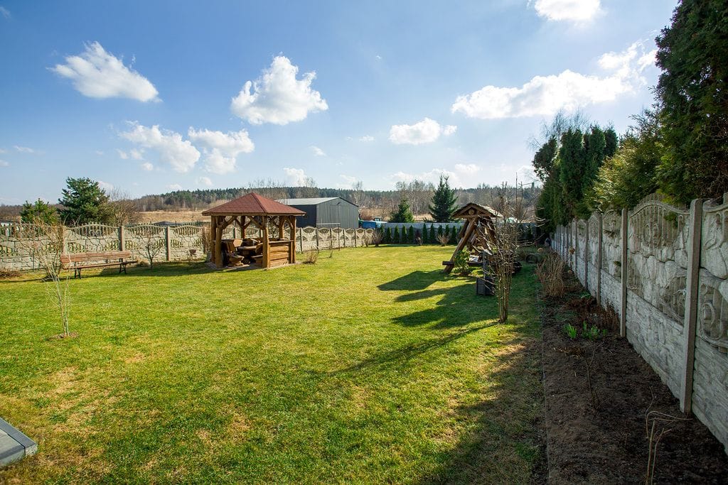 Dom 4 pokojowe na Sprzedaż