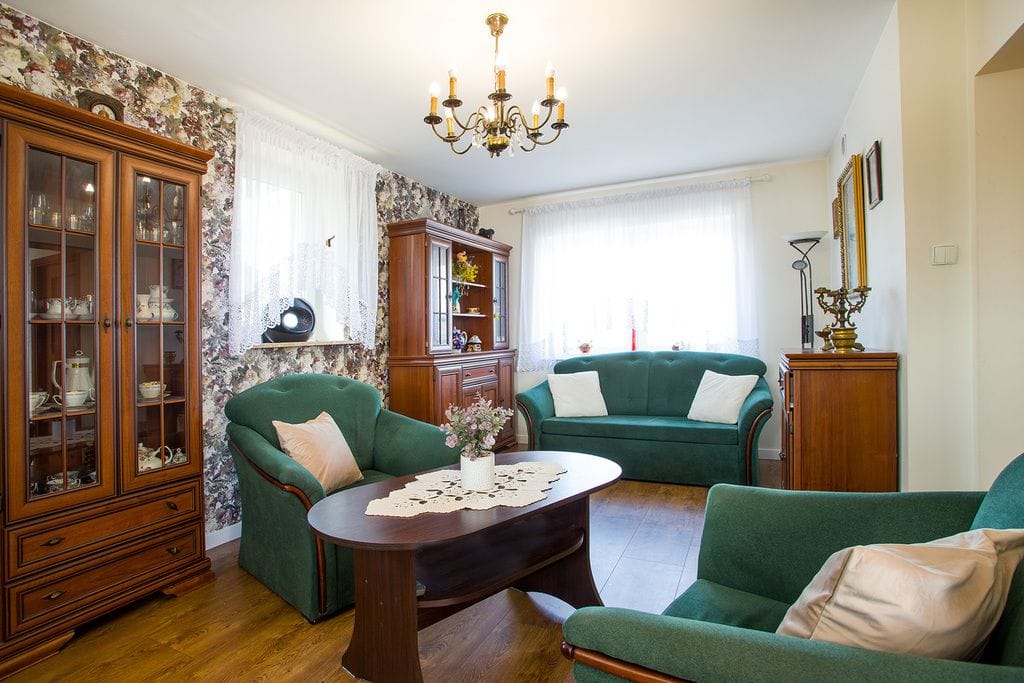 Dom 4 pokojowe na Sprzedaż