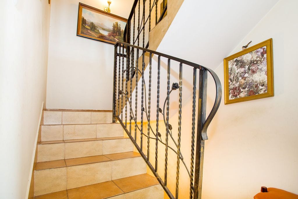 Dom 4 pokojowe na Sprzedaż