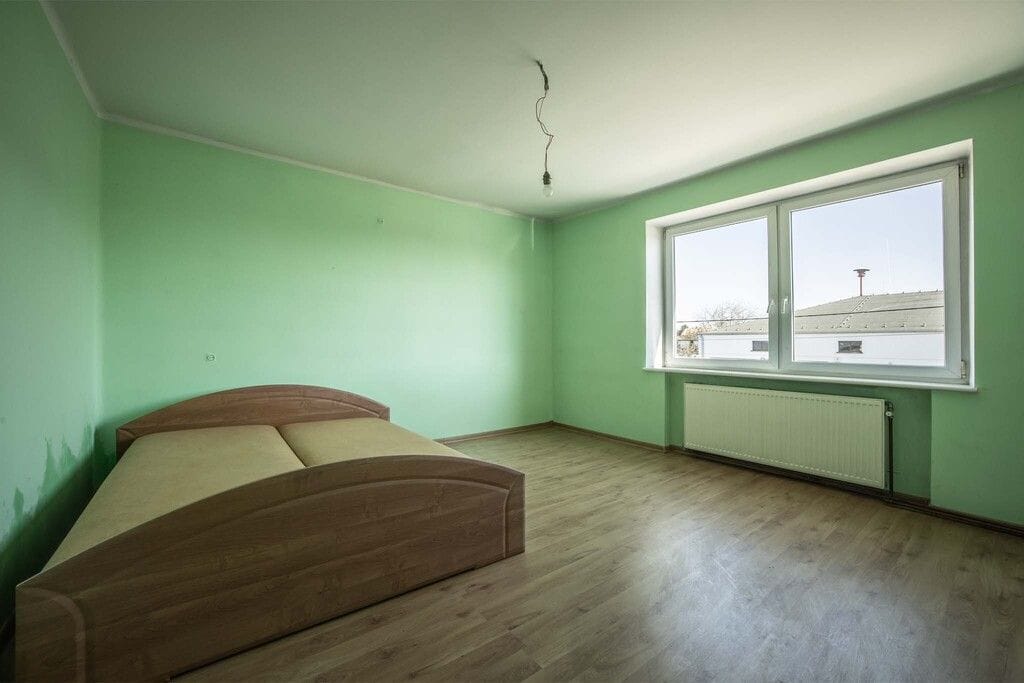 Dom 5 pokojowe na Sprzedaż