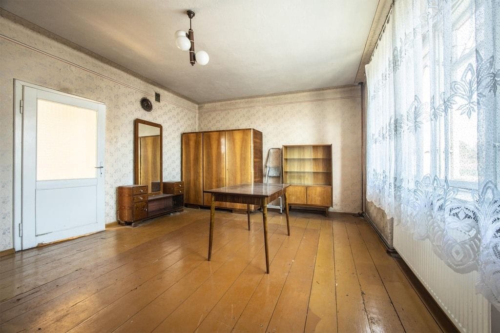 Dom 5 pokojowe na Sprzedaż