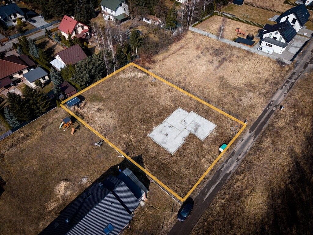 Działka  pokojowe na Sprzedaż