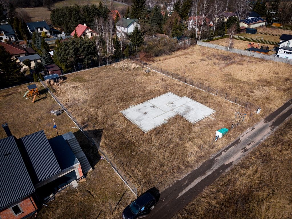 Działka  pokojowe na Sprzedaż