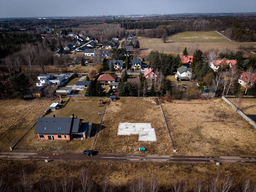 Działka  pokojowe na Sprzedaż