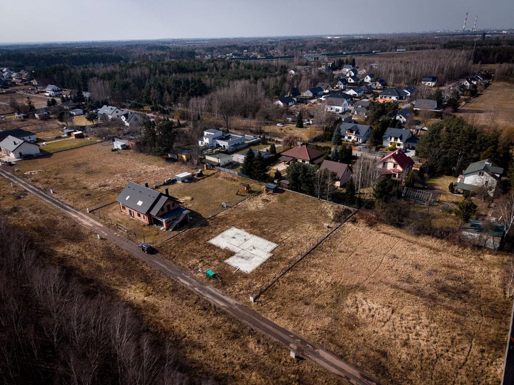 Działka  pokojowe na Sprzedaż