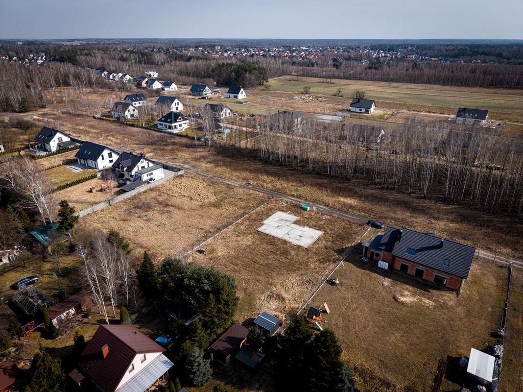 Działka  pokojowe na Sprzedaż