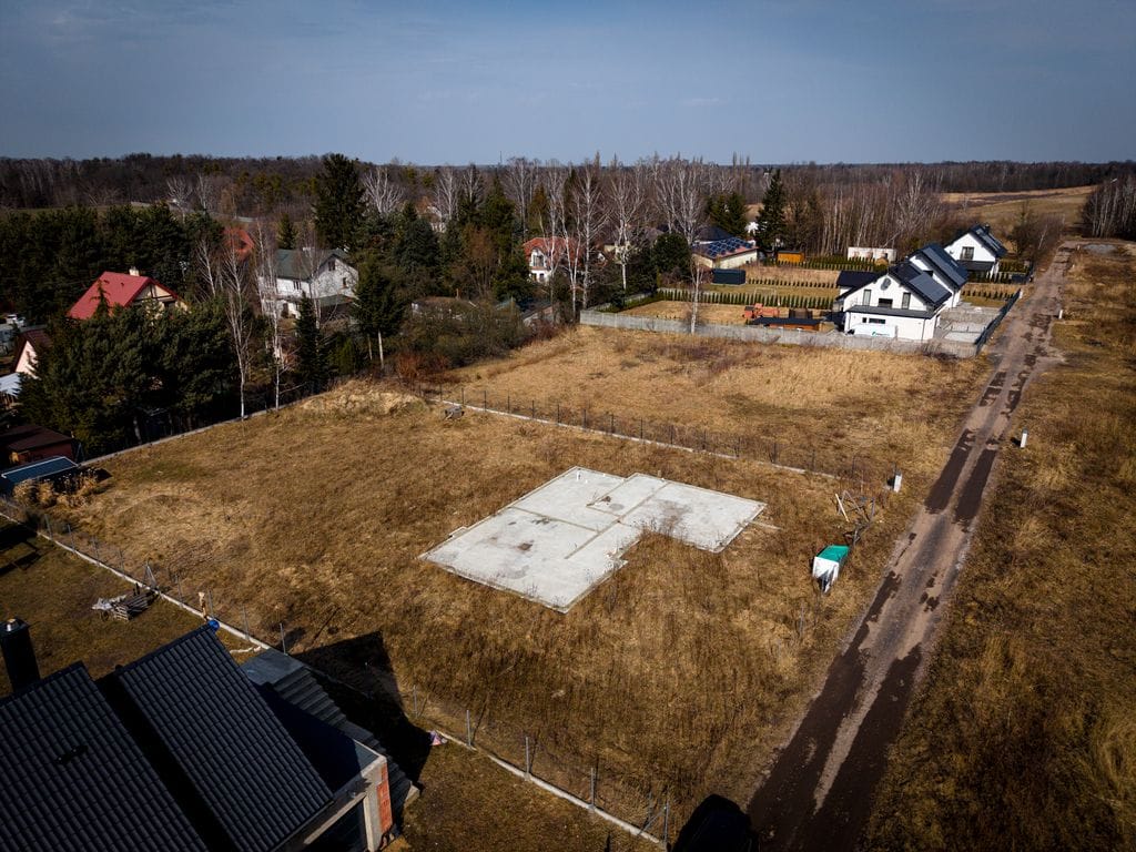 Działka  pokojowe na Sprzedaż