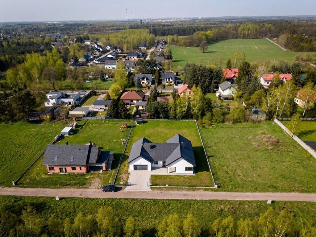 Działka  pokojowe na Sprzedaż