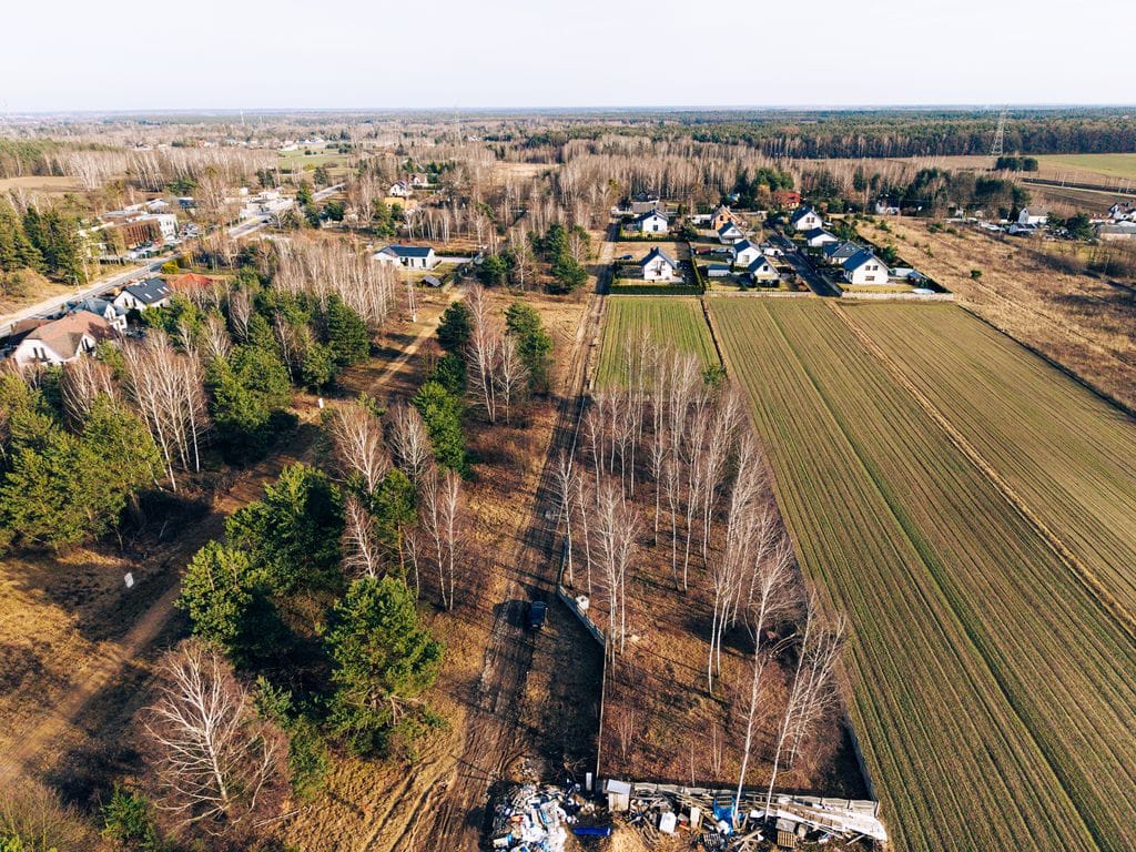 Działka  pokojowe na Sprzedaż