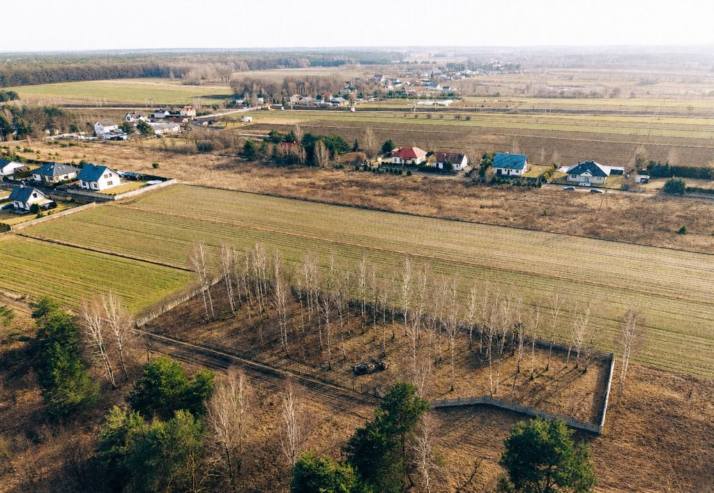 Działka  pokojowe na Sprzedaż
