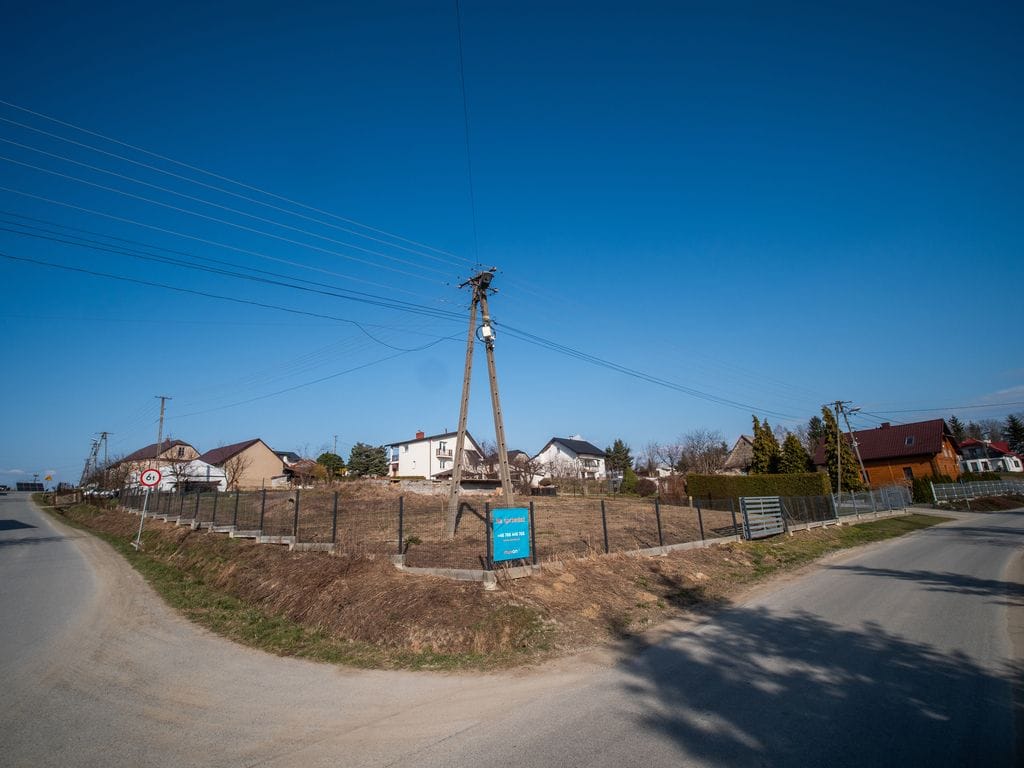 Działka  pokojowe na Sprzedaż