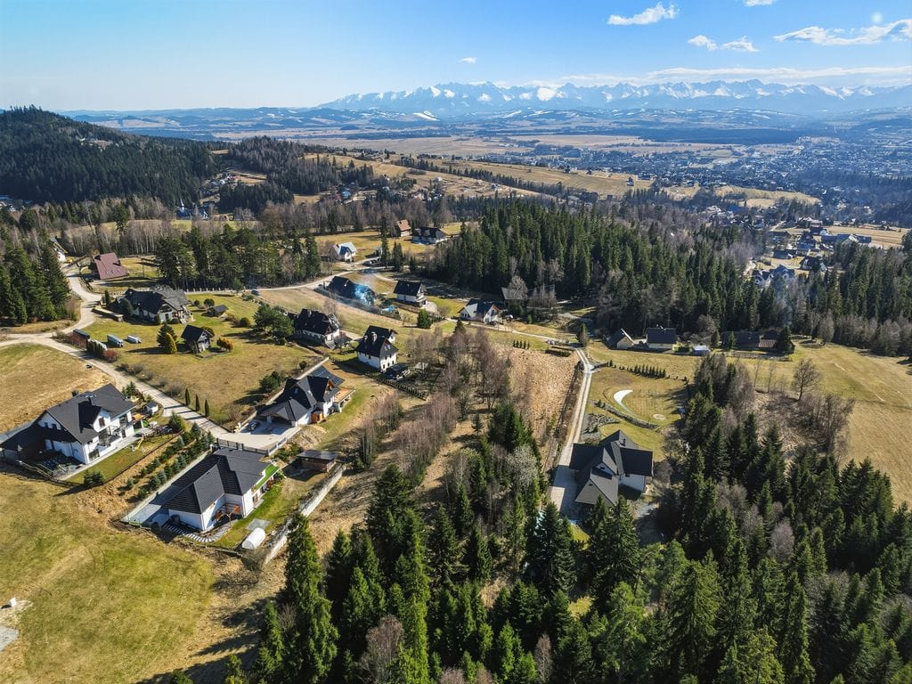 Działka  pokojowe na Sprzedaż