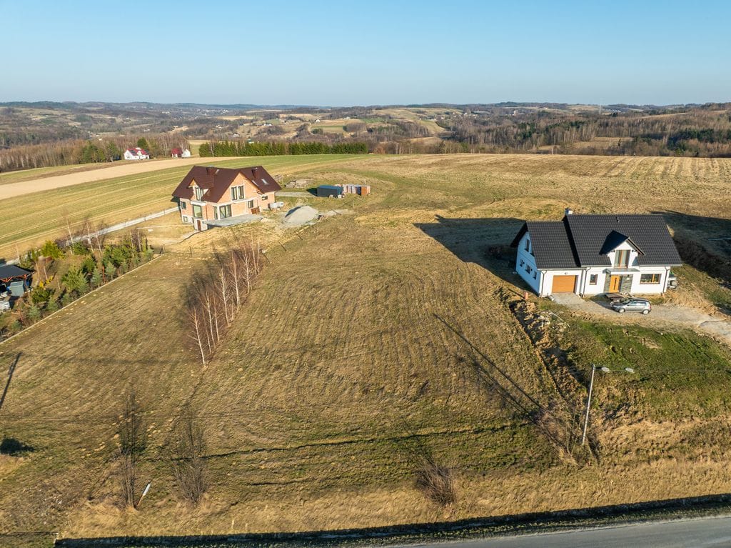 Działka  pokojowe na Sprzedaż
