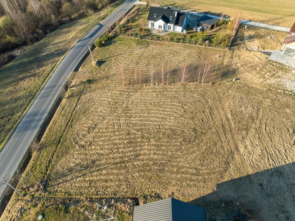 Działka  pokojowe na Sprzedaż