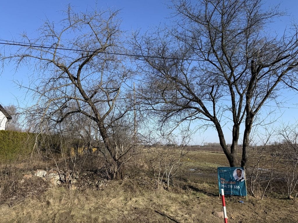 Działka  pokojowe na Sprzedaż