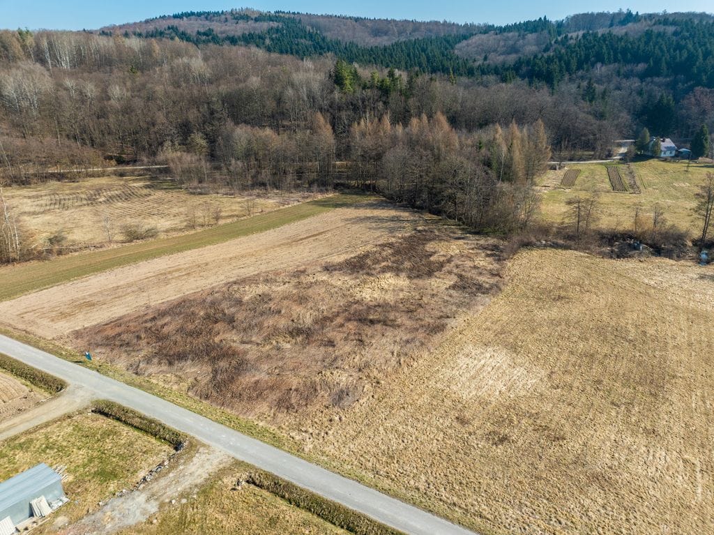 Działka  pokojowe na Sprzedaż