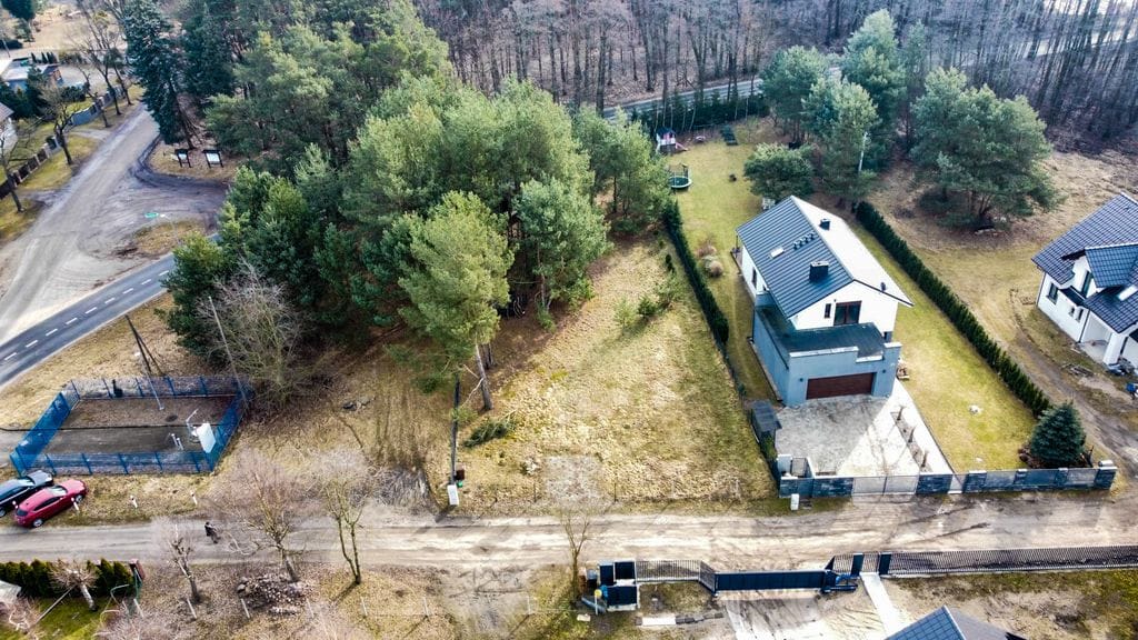 Działka  pokojowe na Sprzedaż