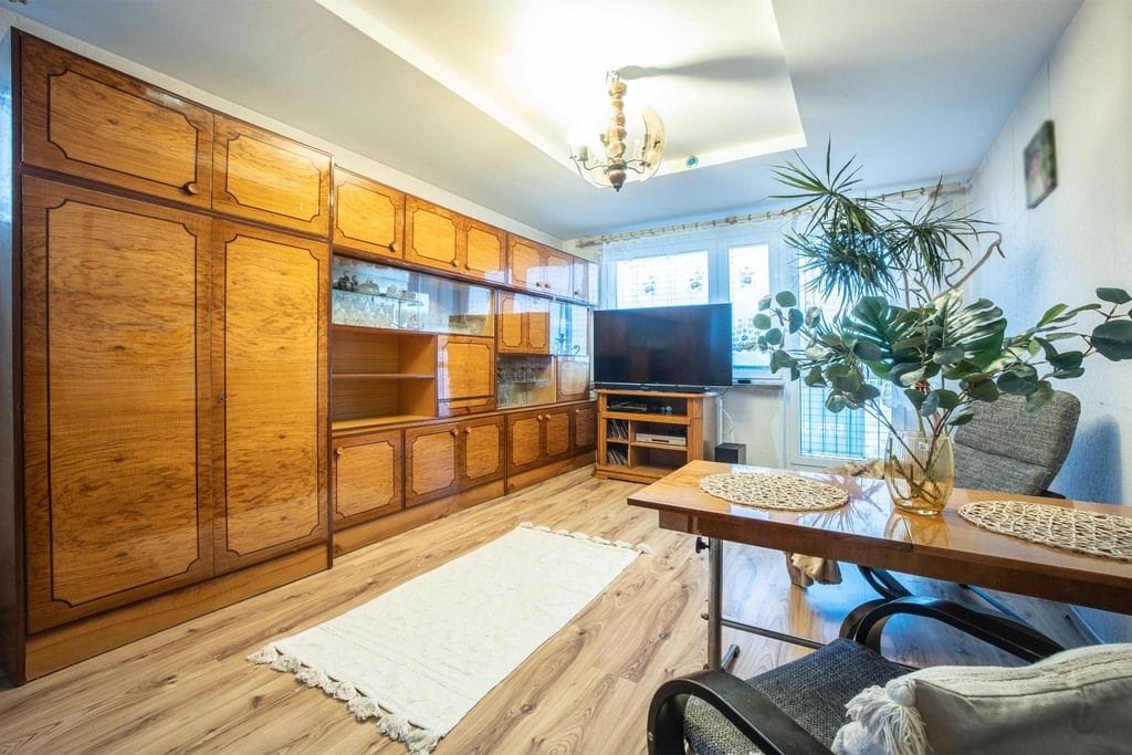 Mieszkanie 3 pokojowe na Sprzedaż