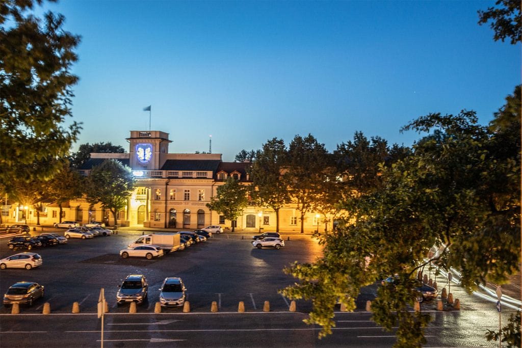 Mieszkanie 3 pokojowe na Sprzedaż