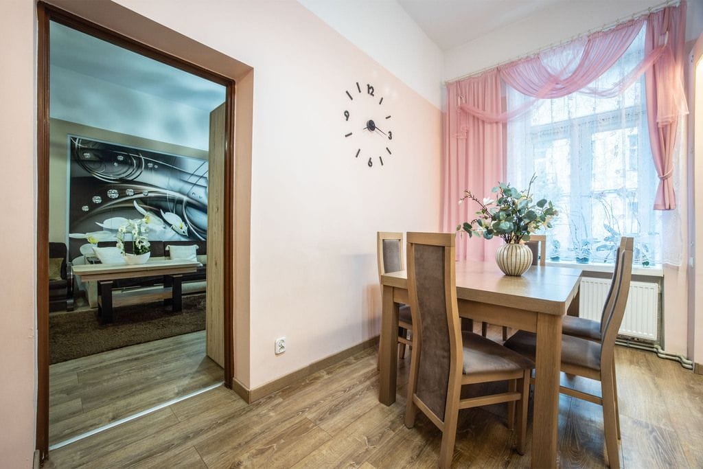 Mieszkanie 4 pokojowe na Sprzedaż