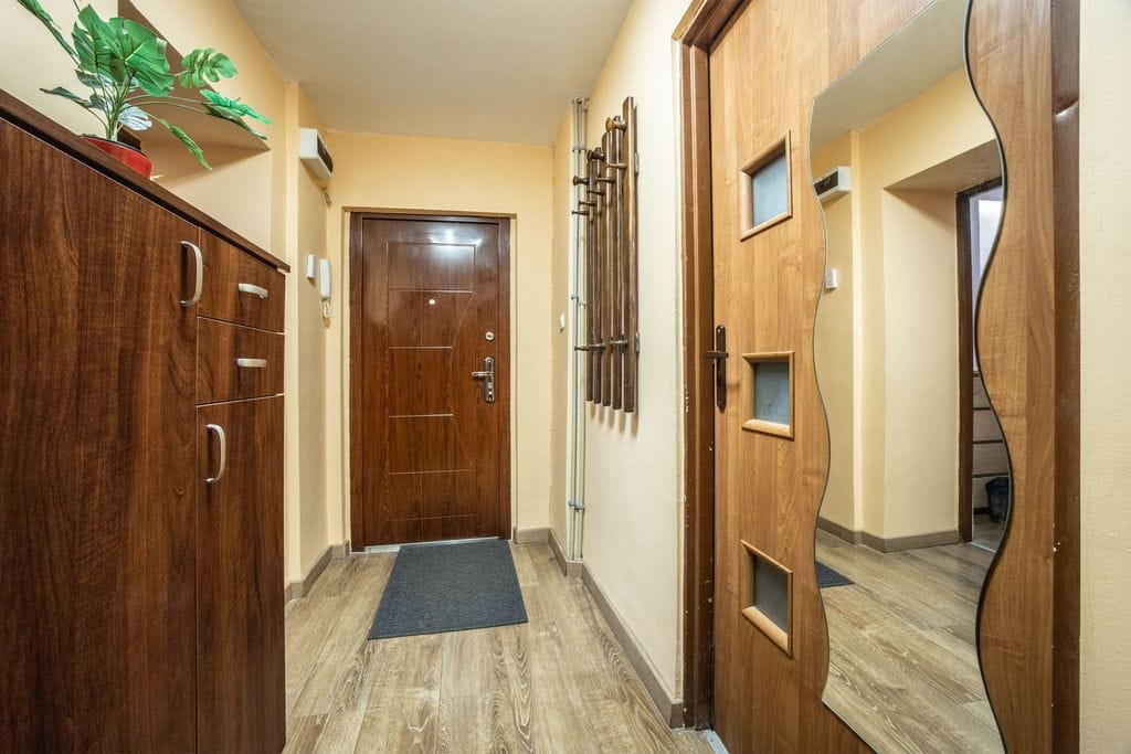 Mieszkanie 4 pokojowe na Sprzedaż