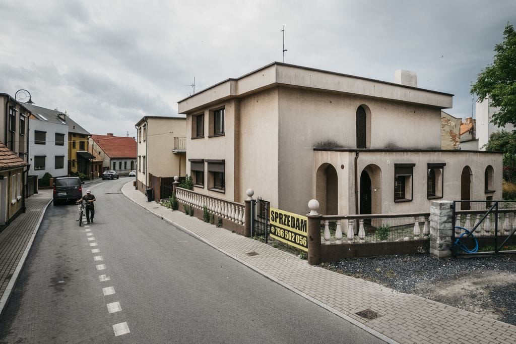 Dom 5 pokojowe na Sprzedaż