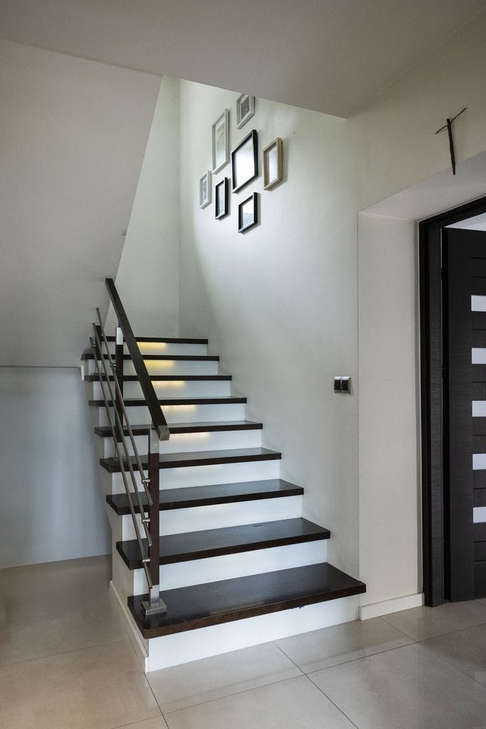 Dom 4 pokojowe na Sprzedaż