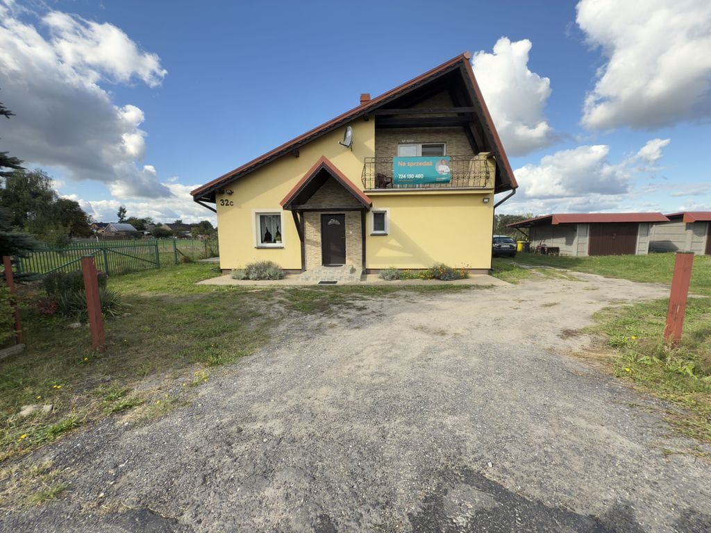 Dom 4 pokojowe na Sprzedaż