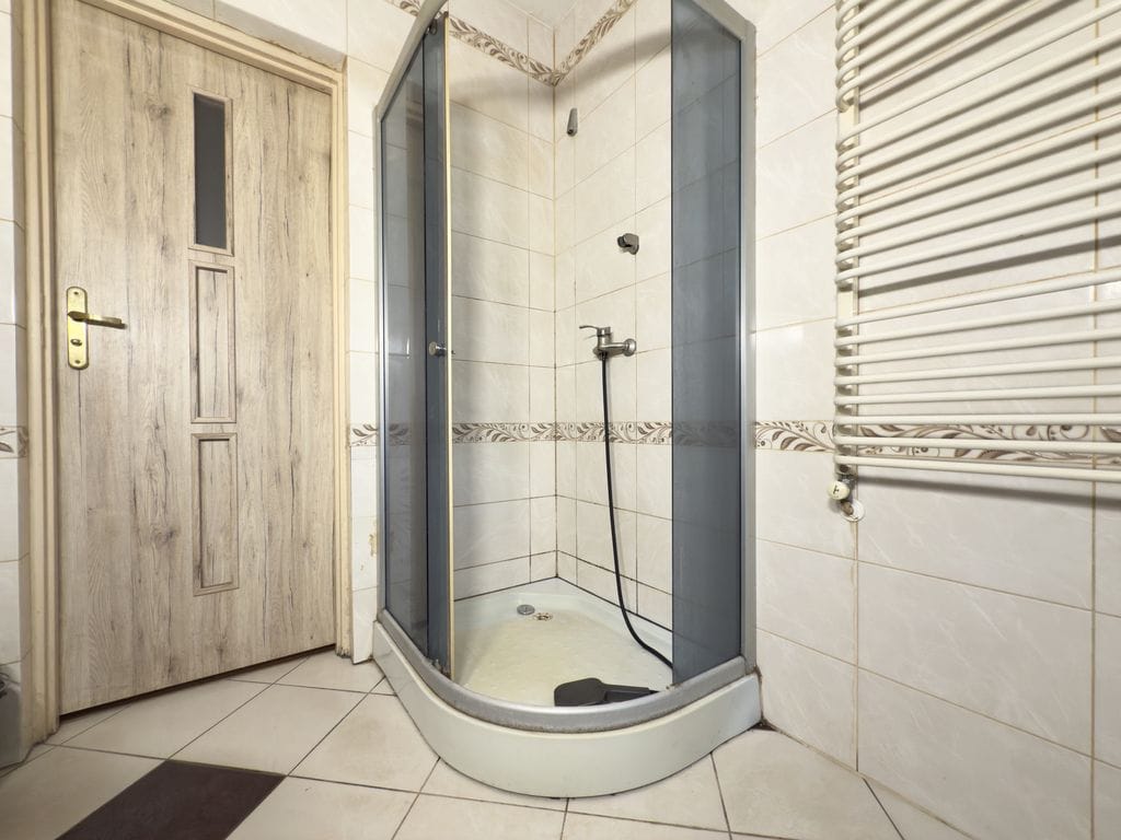 Dom 4 pokojowe na Sprzedaż