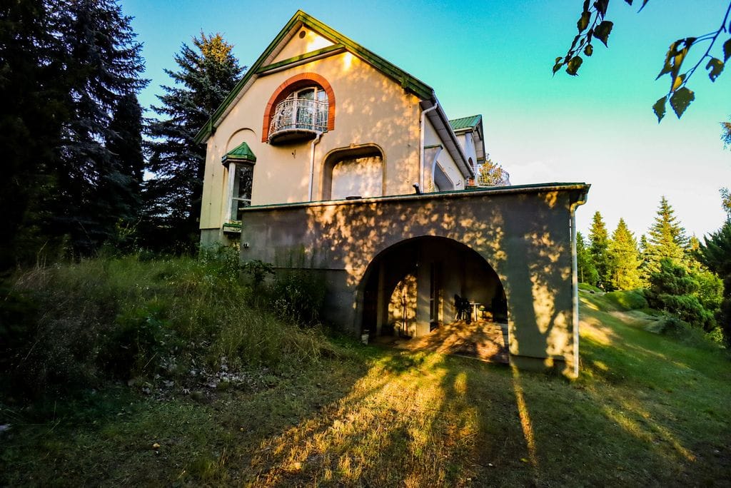 Dom 6 pokojowe na Sprzedaż