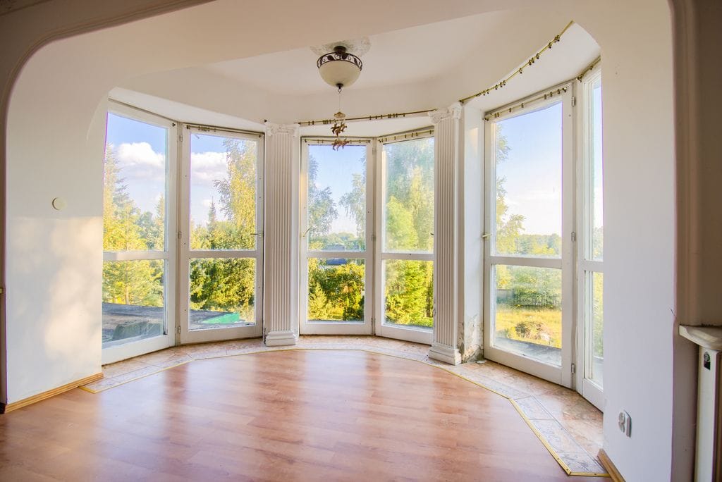 Dom 6 pokojowe na Sprzedaż