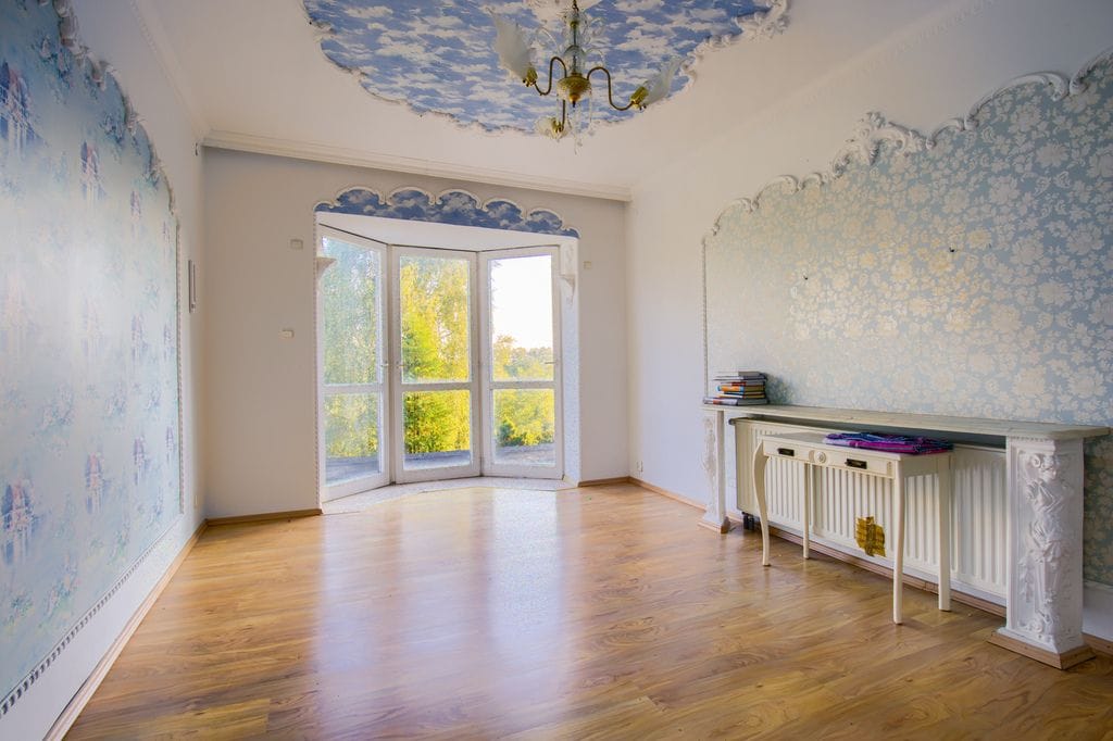 Dom 6 pokojowe na Sprzedaż