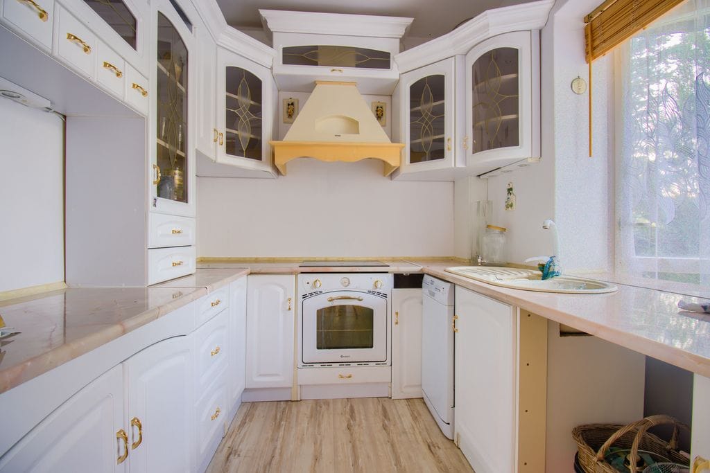 Dom 6 pokojowe na Sprzedaż