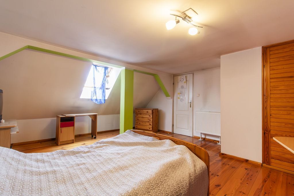 Dom 6 pokojowe na Sprzedaż