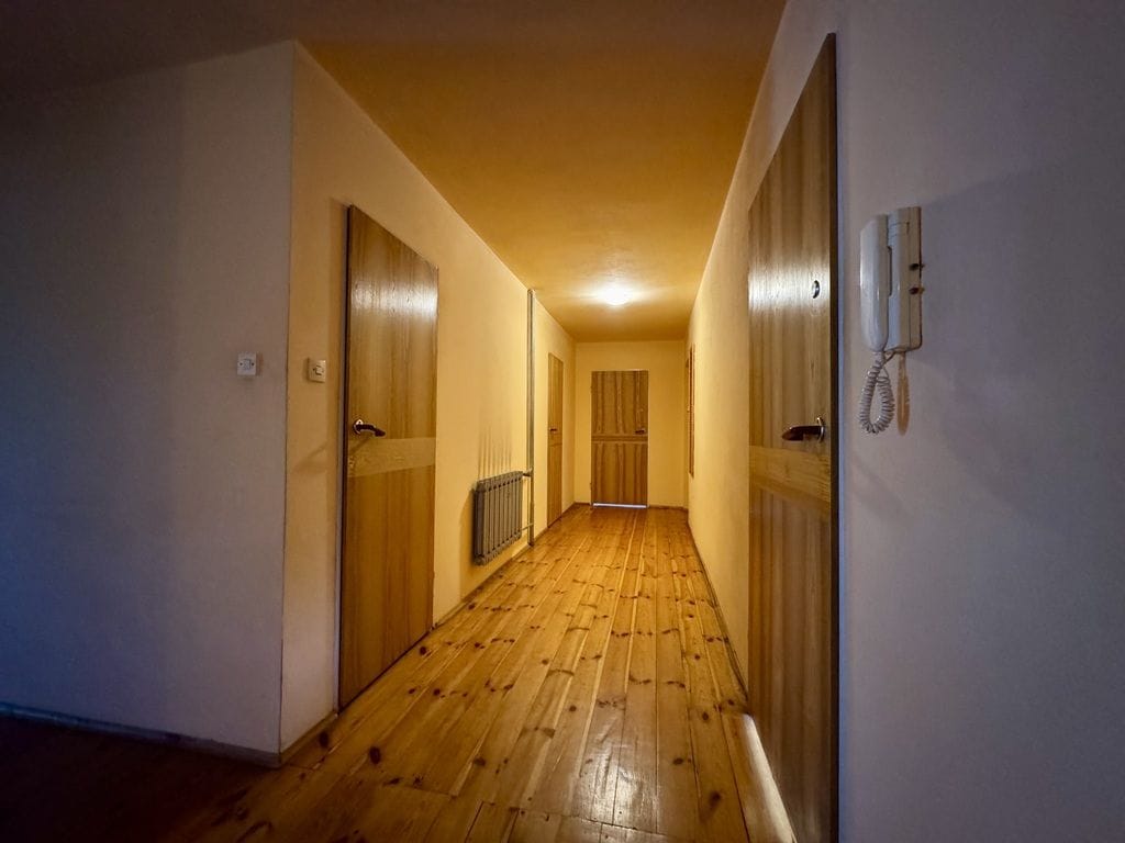 Dom 18 pokojowe na Sprzedaż