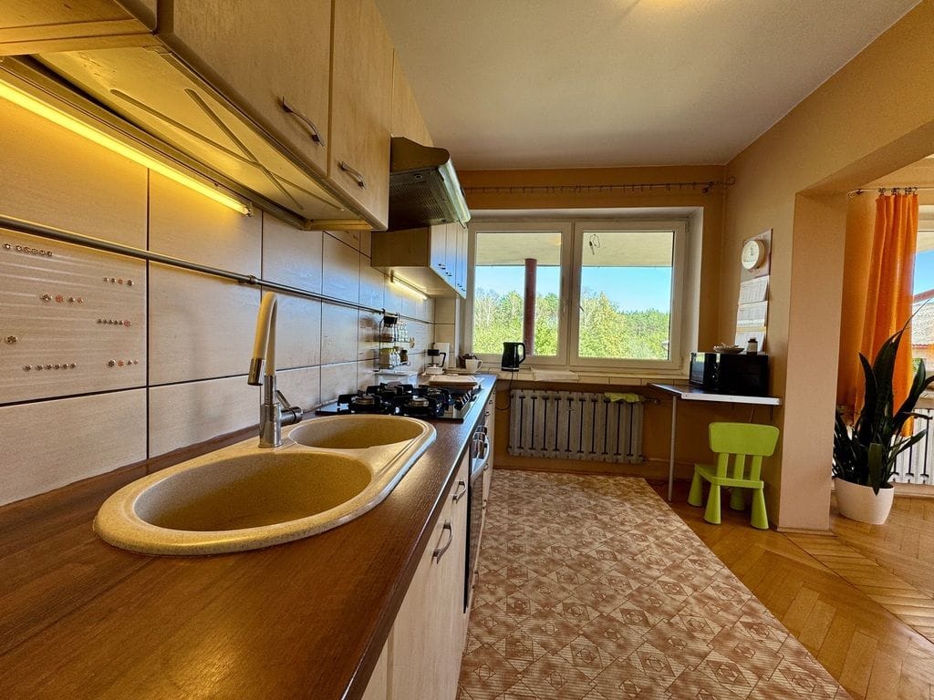 Dom 18 pokojowe na Sprzedaż