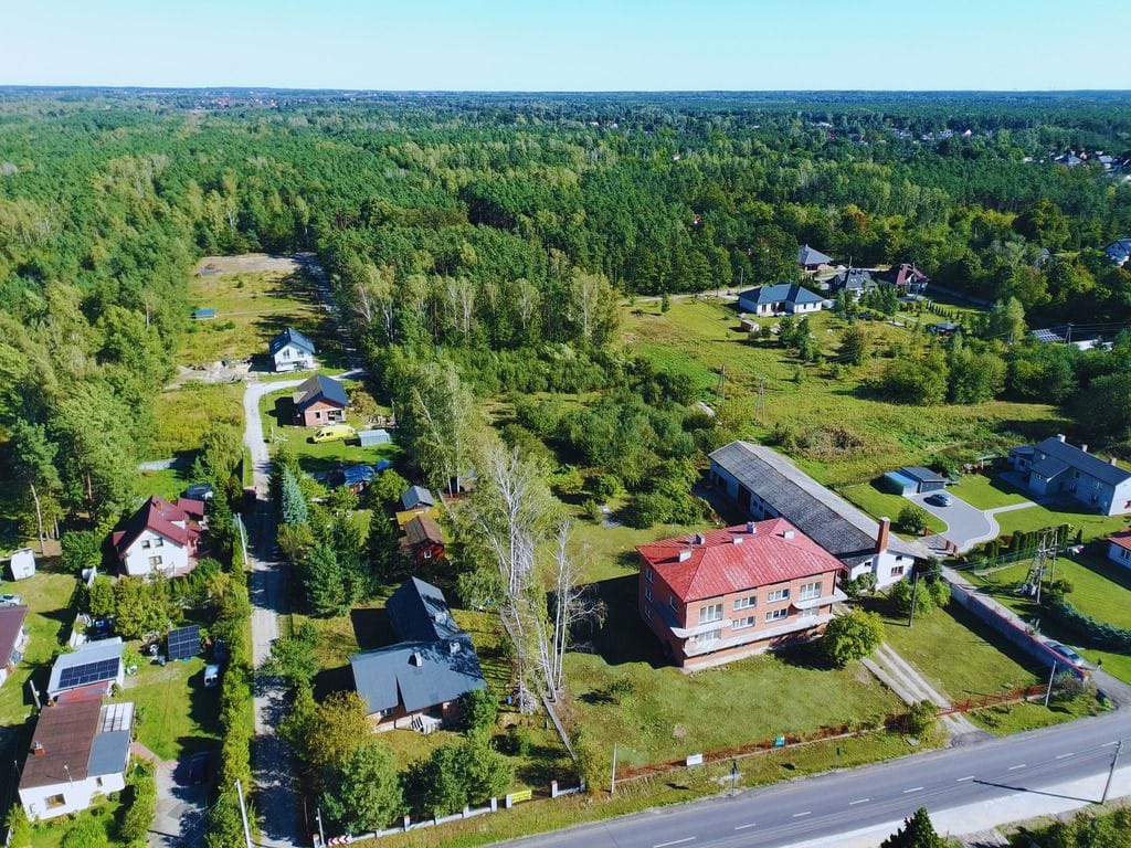 Dom 18 pokojowe na Sprzedaż